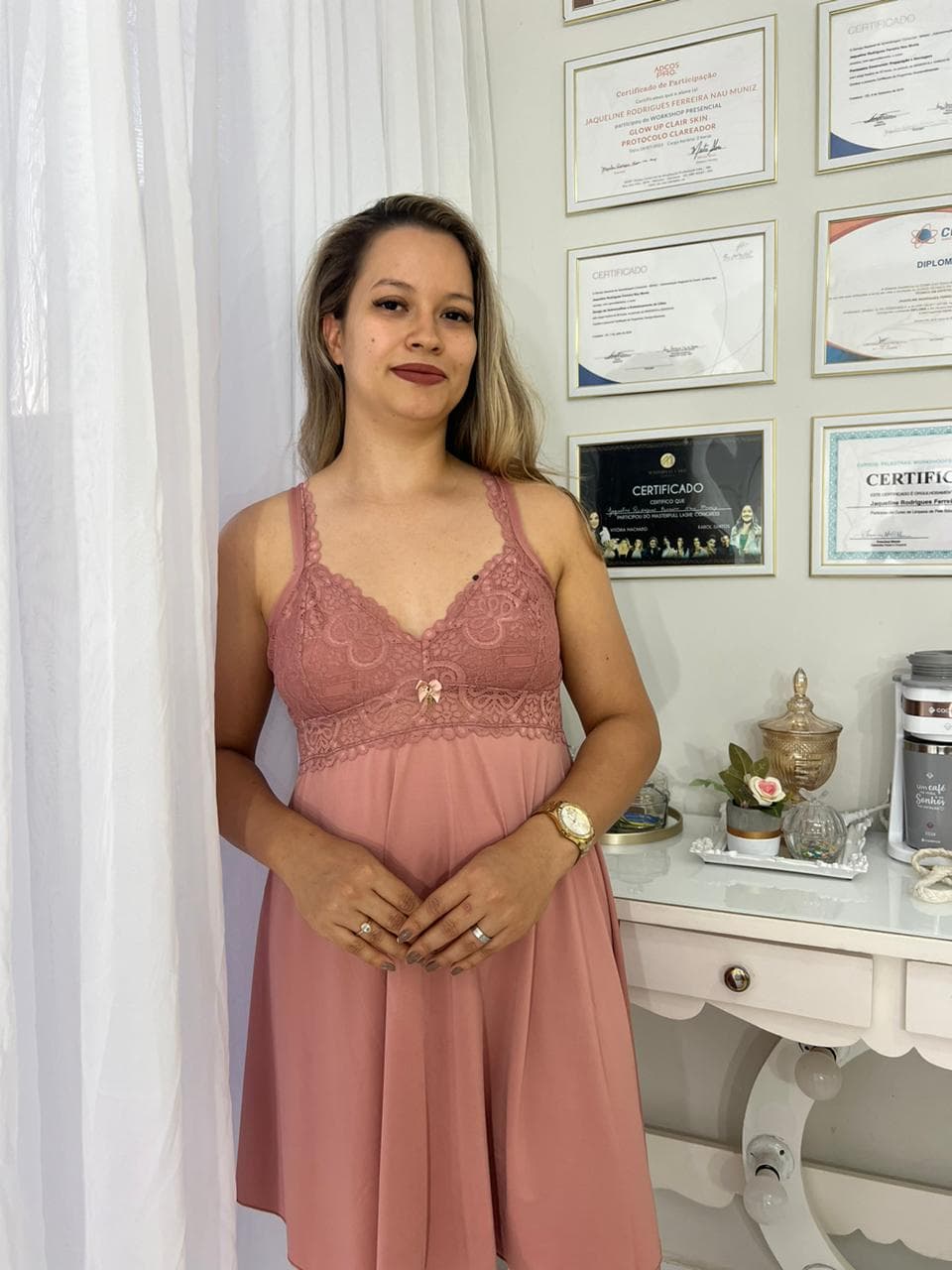 Camisola Bege com Renda